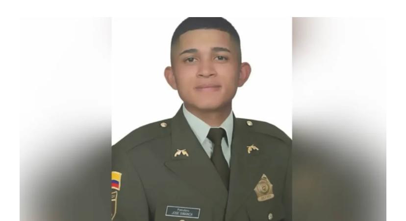 Investigan la muerte de un policía al interior de una estación de Policía