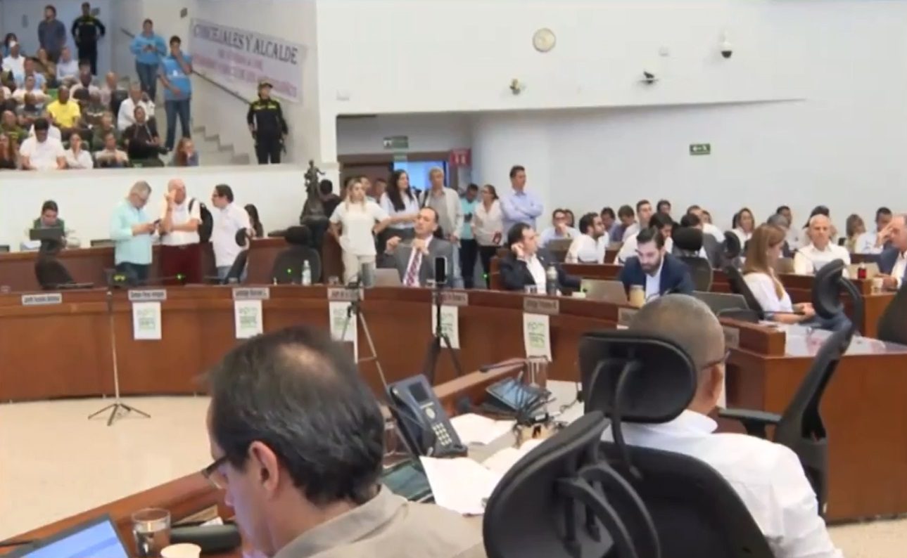 Se lleva a cabo último debate de proyecto para la enajenación de acciones de EPM en Tigo-Une